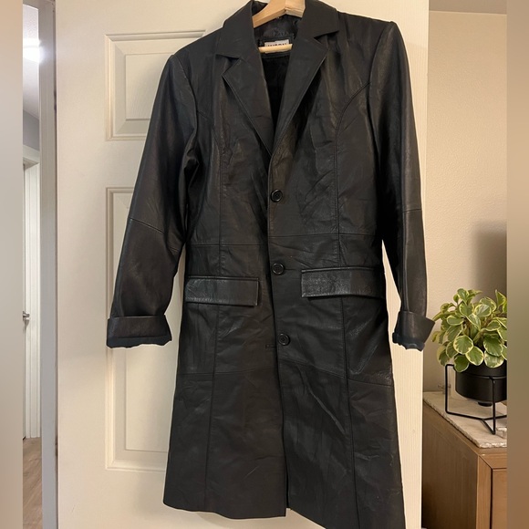 WORN Leather Trench S